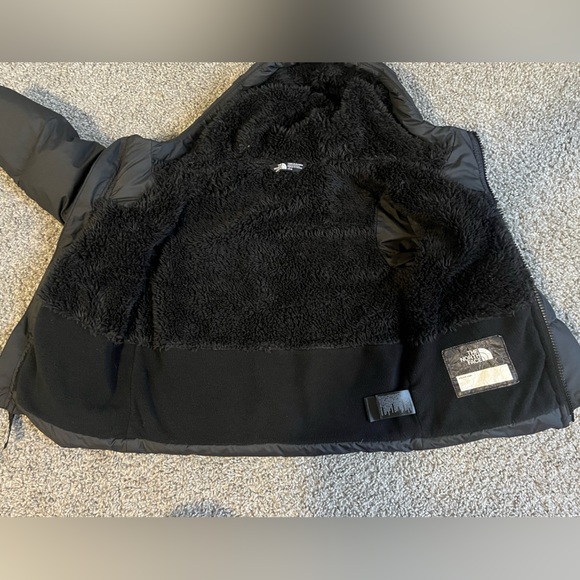 The North Face  Hooded down puff Jacket - Picture 9 of 14